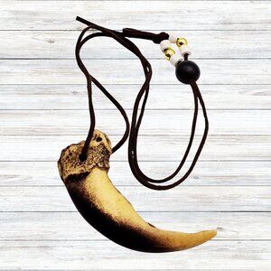Faux Bear Claw Necklace – Tribal Resin Pendant on Adjustable Cord, Rustic Boho